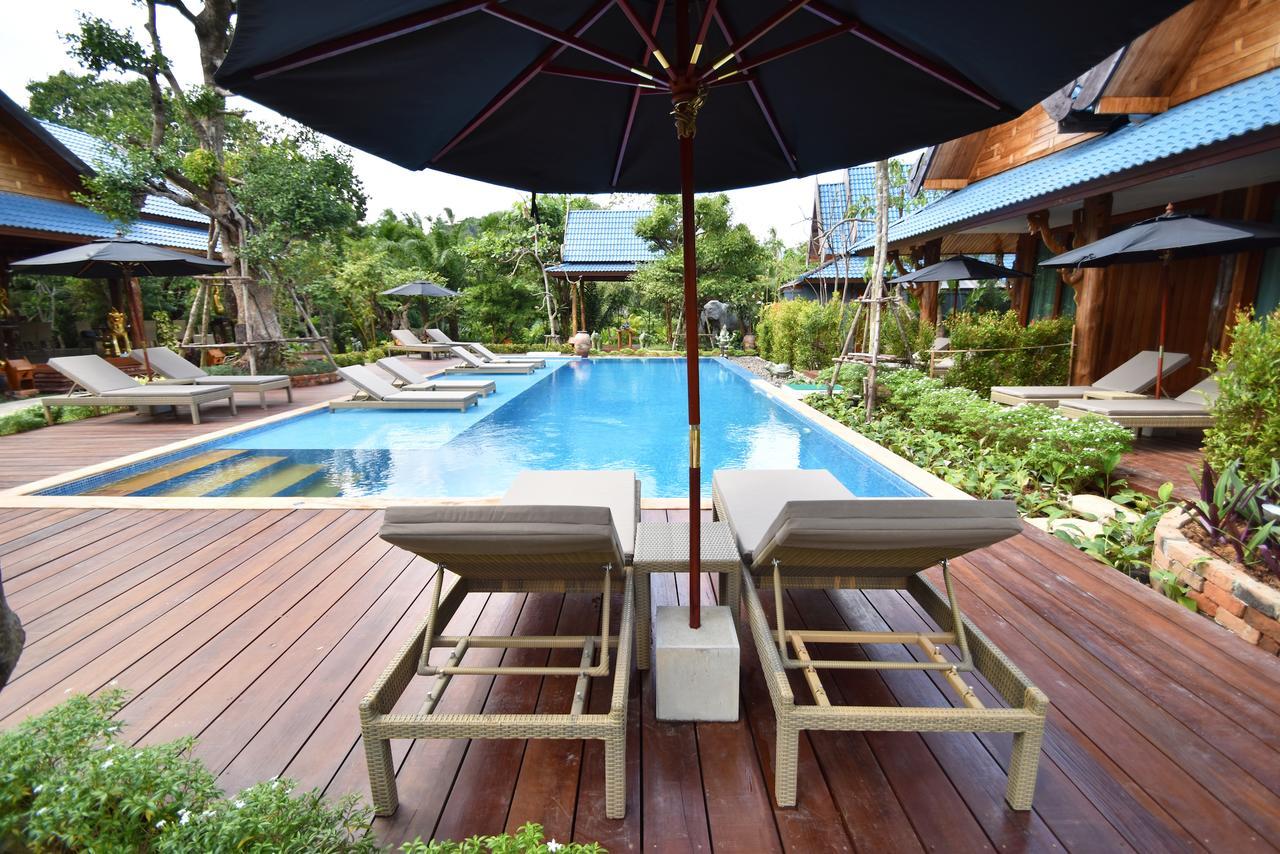 The Nine Thipthara Klongson Resort Ban Nong Thale Exterior foto